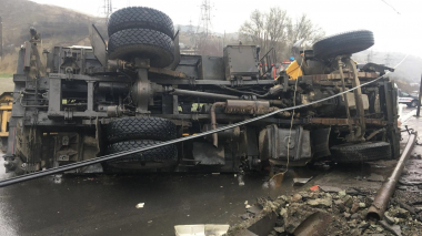 Ավտոկռունկը բախվել է Վանաձոր-Գյումրի երթուղին սպասարկող «Գազել»-ին