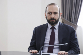 Լաչինի միջանցքում Ադրբեջանի կողմից անցակետի ապօրինի տեղադրմանն ուղղված քայլերն անընդունելի են. միտված են ԼՂ ժողովրդին էթնիկ զտման ենթարկելուն. Արարատ Միրզոյան