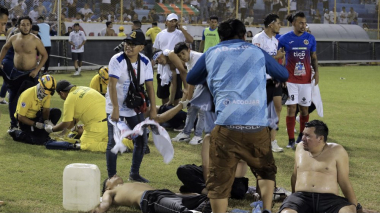 Էլ Սալվադորի մարզադաշտում հրմշտոցի հետևանքով առնվազն ինը մարդ է զոհվել