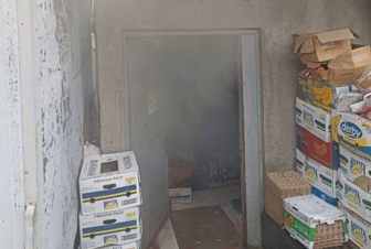 Սուպերմարկետի պահեստում սառցարան, սննդամթերք ու խմիչք է այրվել