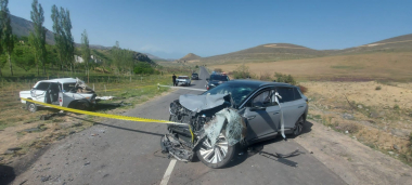 Երեխաներից 2-ի վիճակը ծայրահեղ ծանր է. ՔԿ-ն՝ Արտաշատ-Գառնի ճանապարհին այսօր տեղի ունեցած ողբերգական վթարի մասին