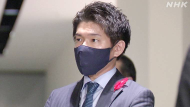 Ճապոնիայի վարչապետի որդին պաշտոնանկությունից հետո բոլոր նպաստները կվերադարձնի պետբյուջե