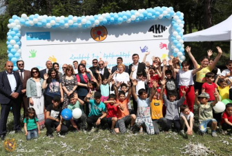 Հաշմանդամ երեխաները նկարել են Akneye քանդակի վրա, որը կունենա NFT տարբերակ․ հունիսի 1-ը նշվել է սահմանամերձ Բերդում