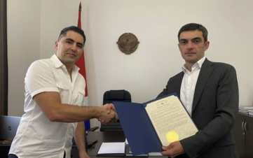 Արցախի ԱԳ նախարարին է փոխանցվել Արիզոնայի ներկայացուցիչների պալատի ընդունած Արցախի ինքնորոշման իրավունքը սատարող հրովարտակը 