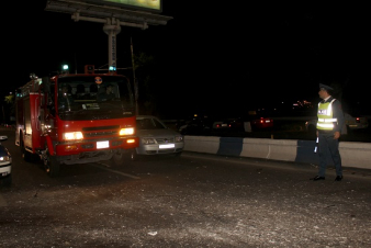 Փրկարարներն ավտոմեքենան դուրս են բերել ճանապարհի երթևեկելի հատված