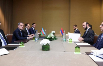 Խուսափել սադրանքներից, նվազեցնել լարվածությունը. Սալիվանն ամփոփել է Միրզոյանի և Բայրամովի հետ հանդիպումը