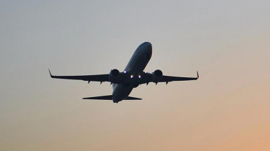 Բարսելոնա մեկնող հունական ինքնաթիռը հարկադիր վայրէջք է կատարել Նեապոլում