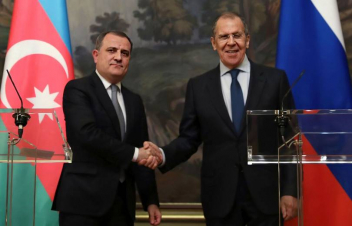 Լավրովն ու Բայրամովը հեռախոսազրույց են ունեցել. հատուկ շեշտադրվել է Լաչինի միջանցքի ապաշրջափակման հարցը