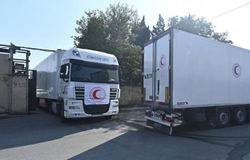 Ամիսներ շարունակ սովի մատնելուց հետո Ադրբեջանը կեղծ մարդասիրությամբ ԼՂ «հումանիտար» բեռներ է ուղարկում