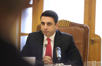 Ալեն Սիմոնյանին վիրահատում են