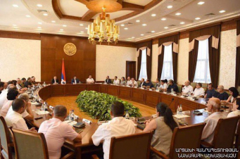 Իրավական ճանապարհով իշխանափոխության իրականացումը պետականության պահպանման համար կարևոր նշանակություն ունի․ Արայիկ Հարությունյան