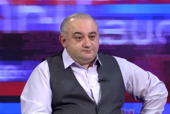 Ես իշխանության տեղը լինեի, քաղաքային իշխանությունը կհանձնեի Հոթդոգ կոալիցիային. Պետրոս Ղազարյան