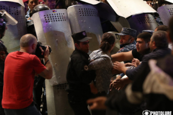 Կառավարության շենքի դիմաց սեպտեմբերի 20-ին զանգվածային անկարգություններ կատարելու կասկածանքով ձերբակալվել է 28 մասնակից. ՔԿ