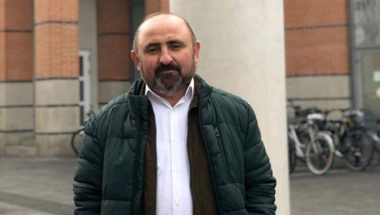 Այսօրվանից անորոշ ժամանակով ես դադարեցնում եմ իմ լրագրողական գործունեությունը և այդ ազատված ժամանակը նվիրելու եմ Արցախից բռնի տեղահանվածներին օգնելու գործին