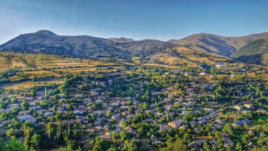 Մեղրի քաղաքի Լիճք գյուղը պատրաստ է տրամադրել 10 տուն Արցախից տեղահանված ընտանիքների համար