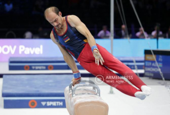 Մարմնամարզիկներ Մերդինյանը, Ավետիսյանը և Դավթյանը պայքարը սկսեցին ԱԱ-ի առանձին վարժություններում