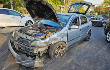 ԱԺ-ի հարևանությամբ բախվել են Mercedes-ը, Toyota Corolla-ն ու Opel Astra-ն