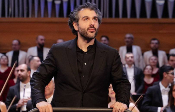 Սերգեյ Սմբատյանը գրառում է կատարել