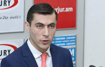 Այսօրվա լուսինը Իշխանասարի գագաթին. Գագիկ Սուրենյանը լուսանկար է հրապարակել