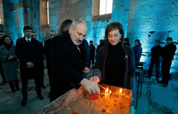 Նիկոլ Փաշինյանն ու Աննա Հակոբյանը Արուճ բնակավայրում մասնակցել են հոգևոր երաժշտության առաջին փառատոնին 