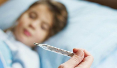 Սուր շնչառական վարակի դեպքում երեխաներին խորհուրդ չի տրվում տալ հակահազային, խորխաբեր դեղեր