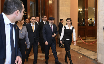 Վարչապետը տիկնոջ հետ ներկա է եղել «Երևան» պատանեկան սիմֆոնիկ նվագախմբի համերգին