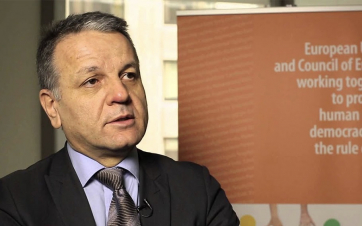 Ցավակցում եմ Սյունիքի սահմանին զոհված զինծառայողների ընտանիքներին․ ՀՀ-ում ԵՄ պատվիրակության ղեկավար