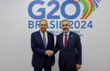 Լավրովը հանդիպել է Թուրքիայի արտգործնախարարի հետ