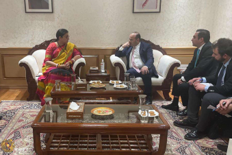 Նարեկ Մկրտչյանը հանդիպում է ունեցել Հնդկաստանի կանանց և երեխաների զարգացման նախարար Սմրիտի Զուբին Իրանի հետ