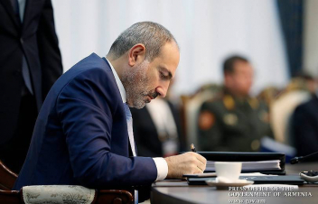 Խաչատուր Մկրտչյանը նշանակվել է Արմավիրի, Ջանիկ Բազեյանը՝ Գեղարքունիքի մարզպետի տեղակալ