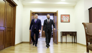 ԱԳՆ-ում մեկնարկել է Հայաստանի և Ղազախստանի ԱԳ նախարարների առանձնազրույցը