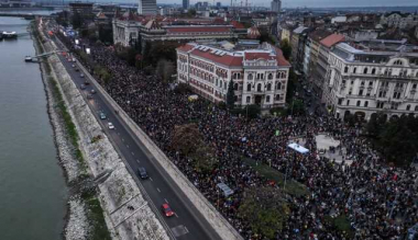 Բուդապեշտում զանգվածային ցույց է տեղի ունեցել Օրբանի հրաժարականի պահանջով