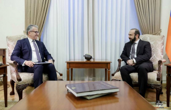 Միրզոյանն ու Եգիպտոսի տուրիզմի և հնությունների նախարարը քննարկել են ՅՈՒՆԵՍԿՕ-ի շրջանակում համագործակցության հեռանկարները