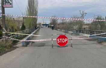 Գետափնյա գյուղի մոտակա կամրջով երթևեկությունը դեռևս փակ է