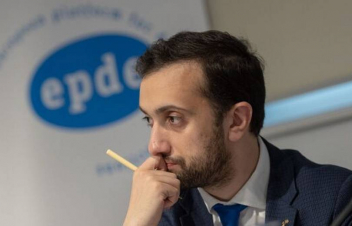 Մարդիկ, որոնք ասում էին, որ Ղարաբաղի որոշակի կարգավիճակի դիմաց պետք է Ադրբեջանին հանձնել ոչ ավել-ոչ պակաս 7 շրջան, ու՞ր եք․ Իոաննիսյան