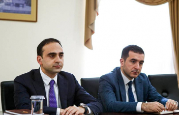 Տիգրան Ավինյանի գլխավորած պատվիրակությունը ուղևորվում է Փարիզ