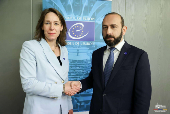 Հայաստանը հստակ քայլերով գնում է ժողովրդավարական բարեփոխումների․ Միրզոյանը՝ Նիդերլանդների ԱԳ նախարարին