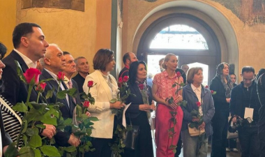 Հոգևորականների հանդեպ անվստահության պատճառով Վարդատոնին աննախադեպ քիչ մարդ է մասնակցել