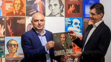 Շառլ Ազնավուրի 100-ամյակին նվիրված «Քեզ համար, Շառլ» ցուցադրություն է բացվել