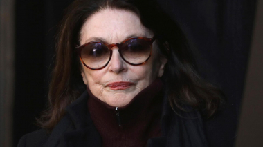 Մահացել է ֆրանսիացի հայտնի դերասանուհի Անուկ Էմեն