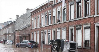 Հորդառատ անձրևներն ու ձնհալը շվեյցարական և ֆրանսիական Ալպերի որոշ հատվածներում համատարած ջրհեղեղների պատճառ են դարձել