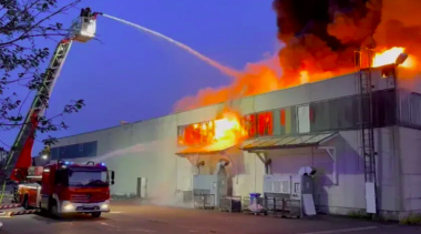 Գերմանիայում պողպատ արտադրող ամենամեծ ընկերության պահեստն այրվում է ավելի քան 30 ժամ