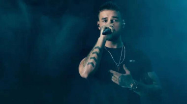 Բրիտանացի երգիչն ընկել է հյուրանոցի 3-րդ հարկից ու մահացել