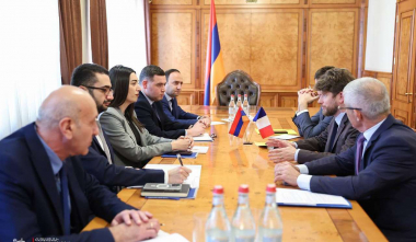 ՆԳ նախարարն ընդունել է Ֆրանսիայի դեսպանին