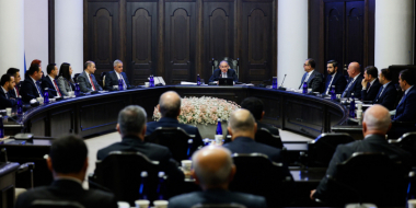 Քոլեջների և ուսումնարանների ատեստավորված դասավանդողների դրույքաչափը սահմանվել է 200 հազար դրամ, որին կգումարվի 30-50 տոկոս հավելավճար