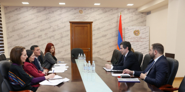 Հունաստանի դեսպանի հետ քննարկվել են համագործակցության հեռանկարները