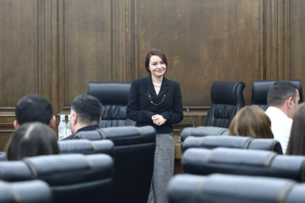 Պատգամավոր Սոնա Ղազարյանն ուսանողների հետ հանդիպմանն անդրադարձել է ԵՄ-ի հետ վիզաների ազատականացման գործընթացին