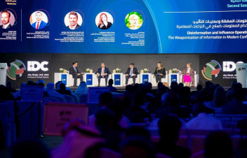 Մխիթար Հայրապետյանը Աբու Դաբիում մասնակցել է IDC 2025 միջազգային պաշտպանական համաժողովին