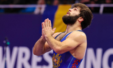 Վազգեն Թևանյանը հաղթել է դաղստանցի ըմբիշին և դուրս եկել 1/4 եզրափակիչ