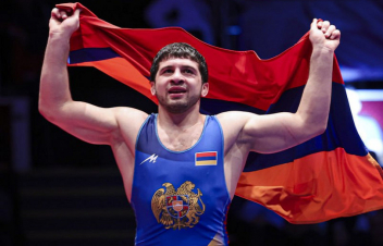 Մալխաս Ամոյանը դարձավ ըմբշամարտի Եվրոպայի քառակի չեմպիոն